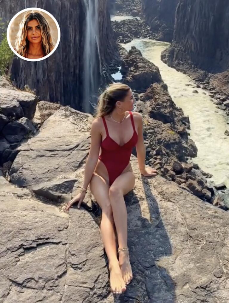 Woman Terrified After Spotting This Small Detail In Her Holiday Photo